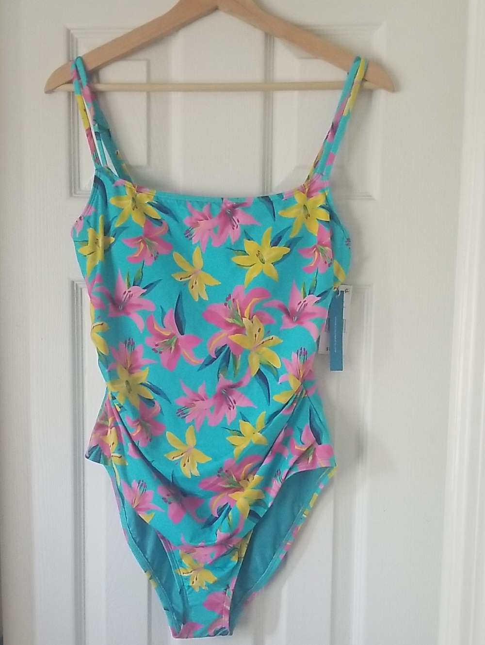 NEW!🦜Bleu Rod Beattie One-Piece Swimsuit Turquoise with Pink & Yellow Flowers🦜